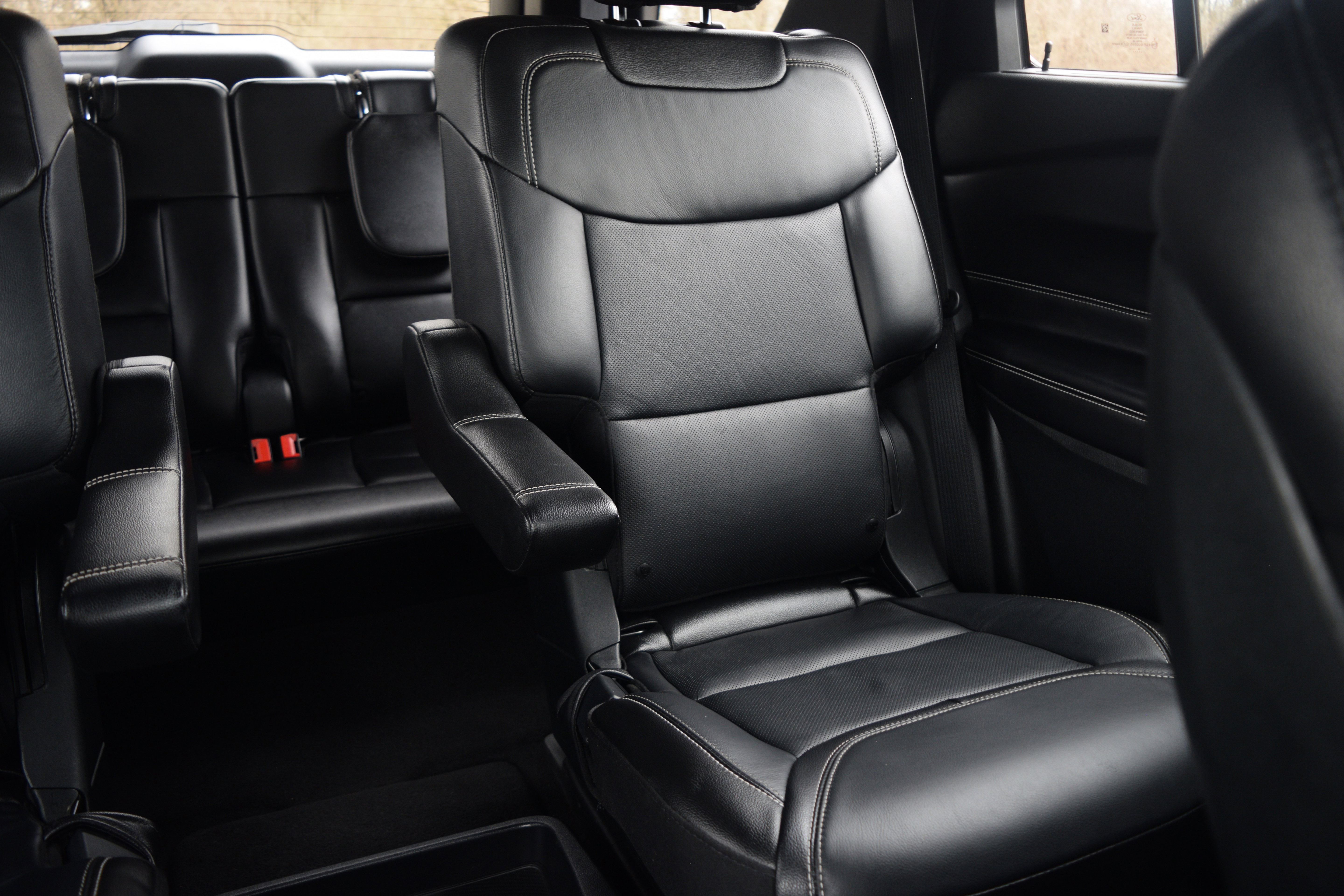 Used 2020 Ford Explorer ST w/ Premium Technology Package image 17