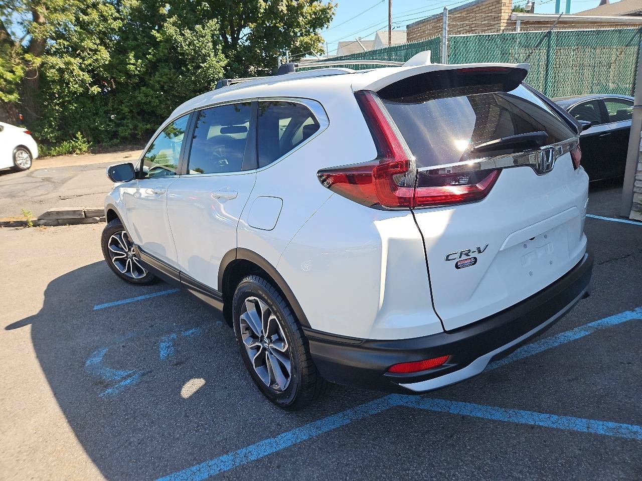 Used 2021 Honda CR-V EX image 5