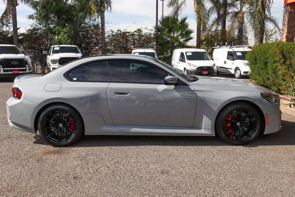 Used 2025 BMW M2 w/ Lighting Package image 9