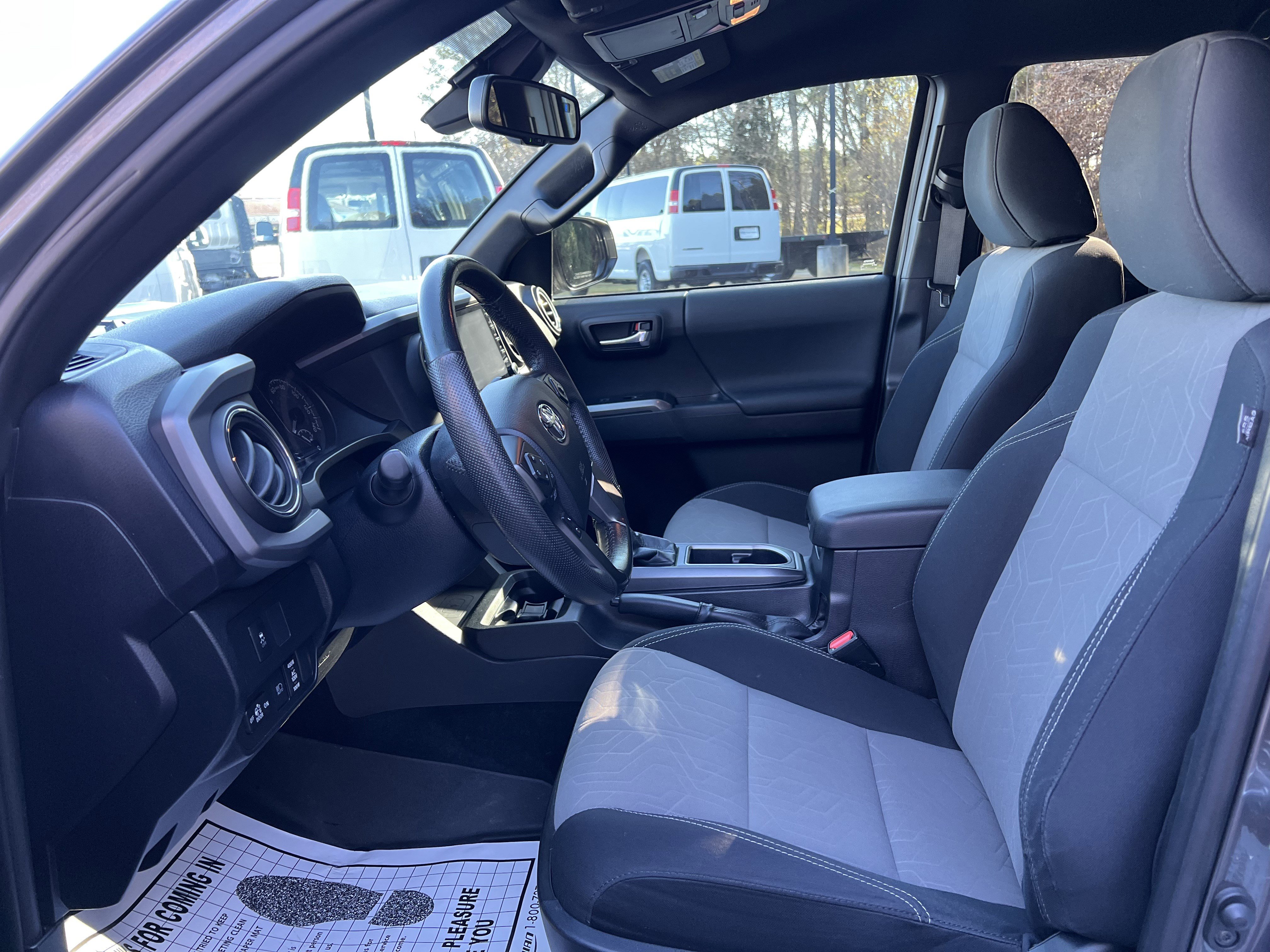 Used 2021 Toyota Tacoma TRD Sport image 15