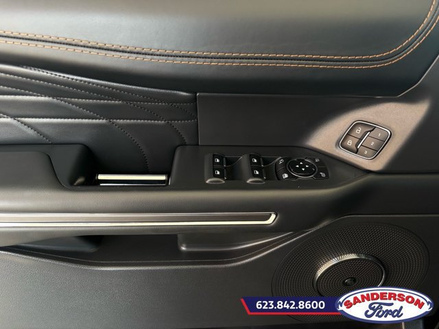 Certified 2023 Ford Expedition Platinum AWD/4WD image 11