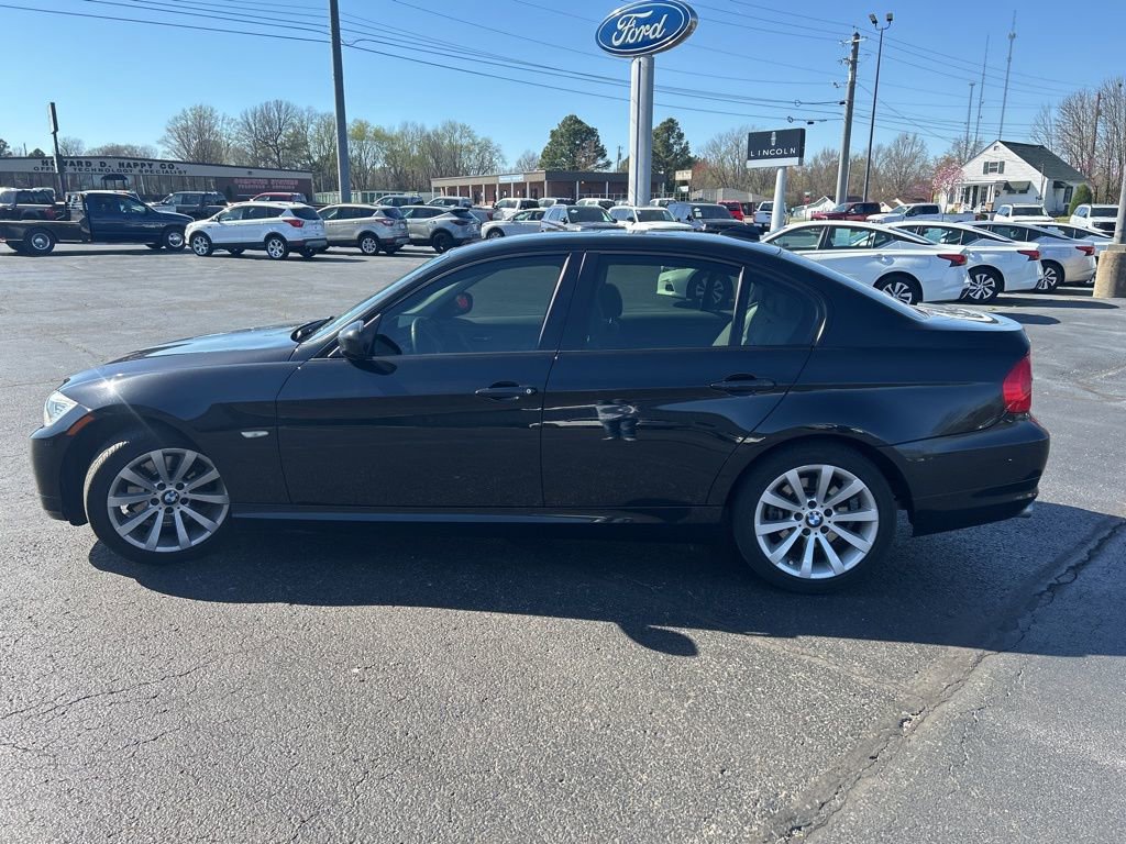 Used 2009 BMW 328i Sedan image 4