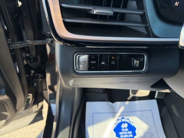 New 2026 Buick Envision Sport Touring image 19