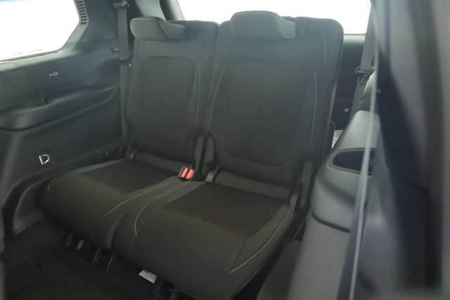 New 2025 Jeep Grand Cherokee L Laredo w/ Luxury Tech Group I image 25