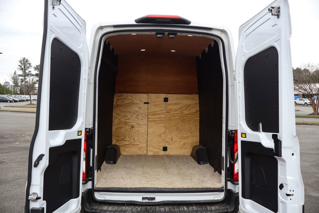 Used 2024 Ford Transit 250 148 High Roof Extended w/ Load Area Protection Package image 32