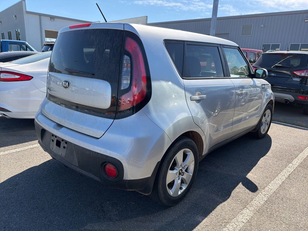 Used 2018 Kia Soul FWD image 4