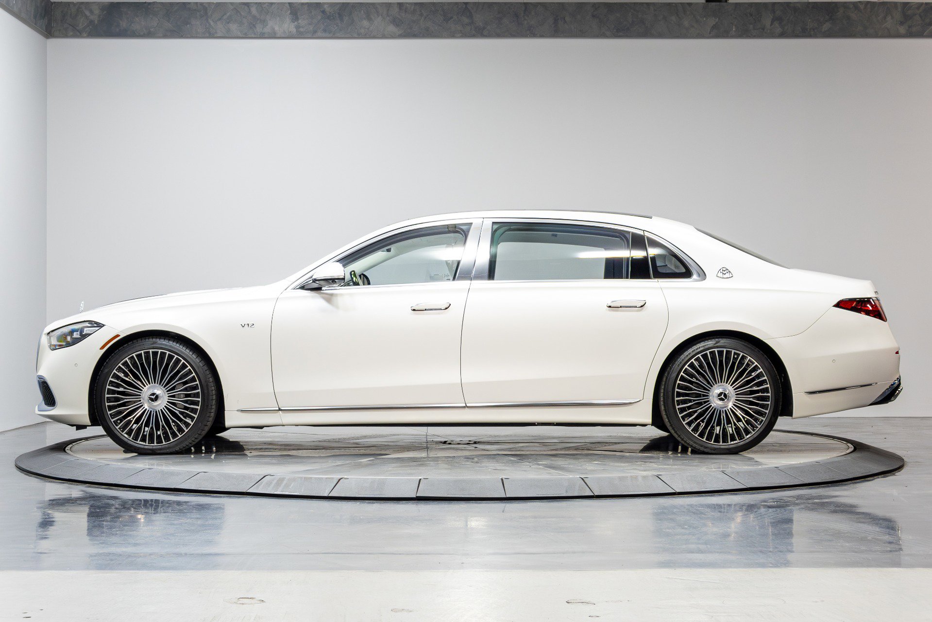 Used 2023 Mercedes-Benz Maybach S 680 4MATIC image 51