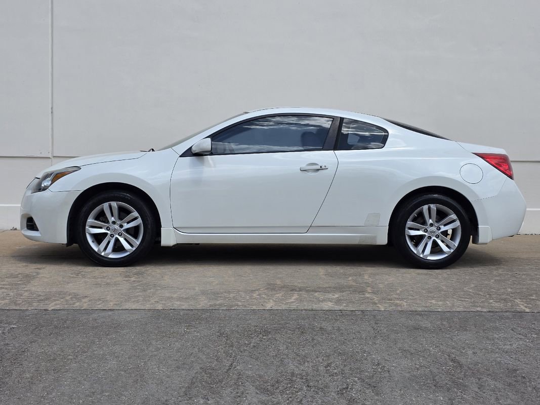 Used 2012 Nissan Altima 2.5 S w/ Convenience Pkg FWD image 2