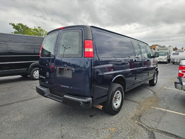 Used 2009 Chevrolet Express 3500 Extended image 4