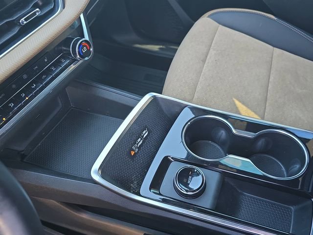 Used 2025 Chevrolet Equinox ACTIV image 25