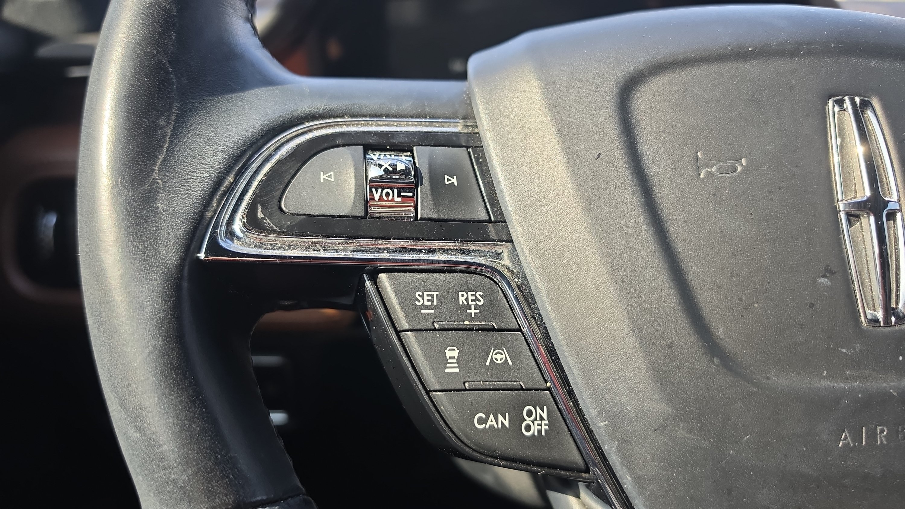 Used 2022 Lincoln Nautilus Reserve AWD/4WD image 13