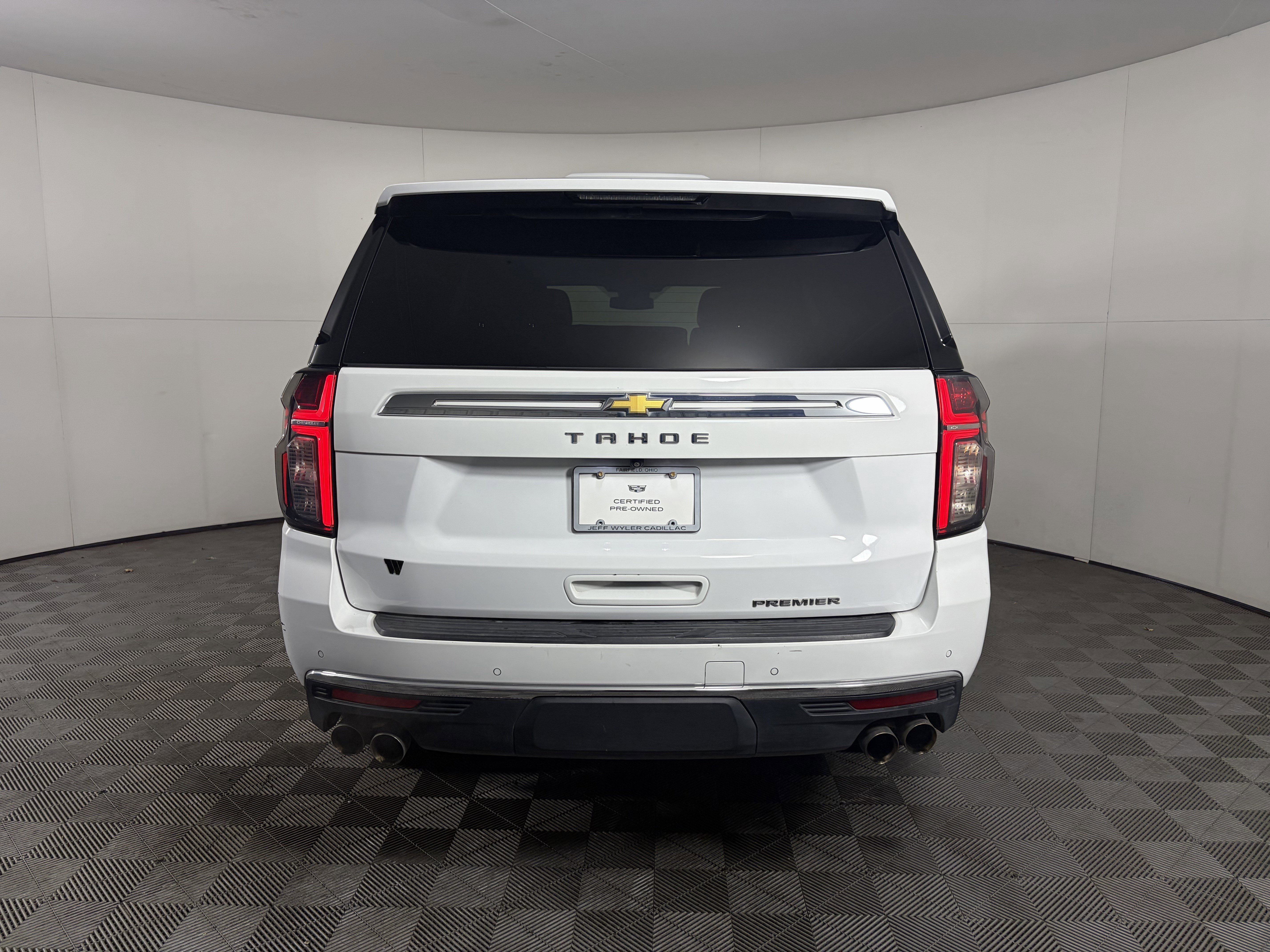 Used 2024 Chevrolet Tahoe Premier image 16
