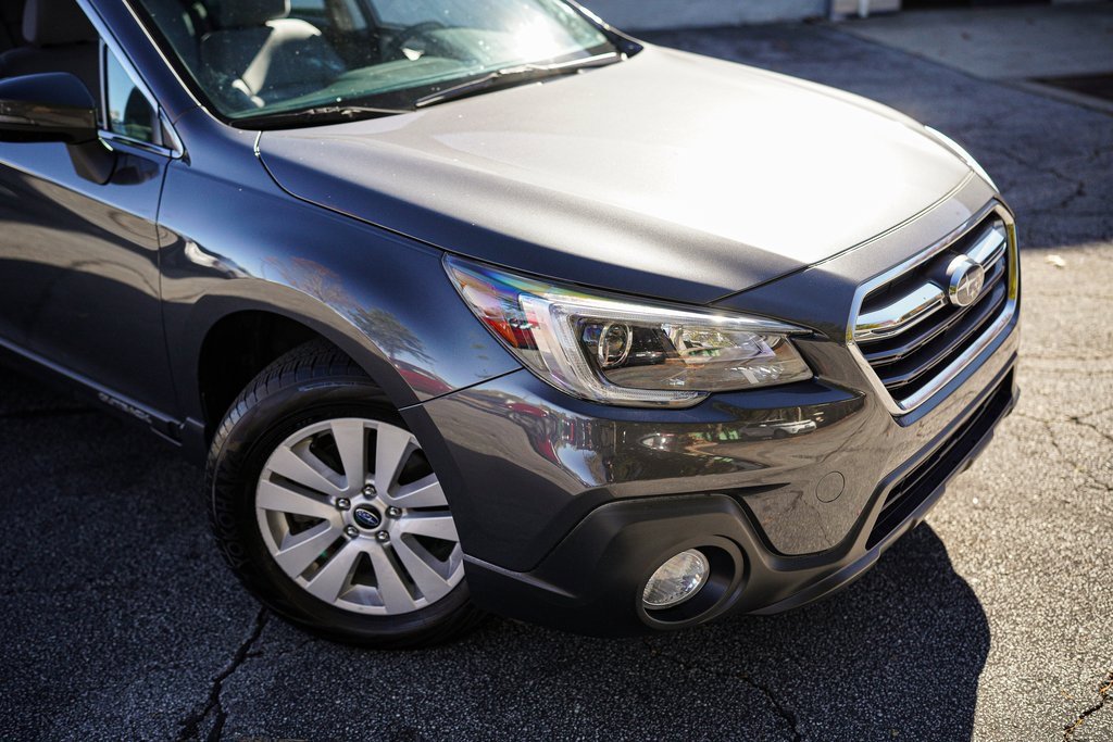 Used 2019 Subaru Outback 2.5i Premium image 7