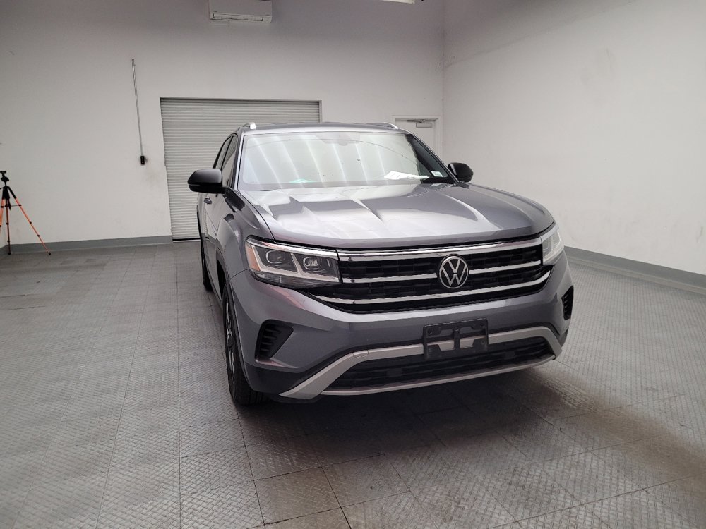 Used 2023 Volkswagen Atlas Cross Sport SE FWD image 14