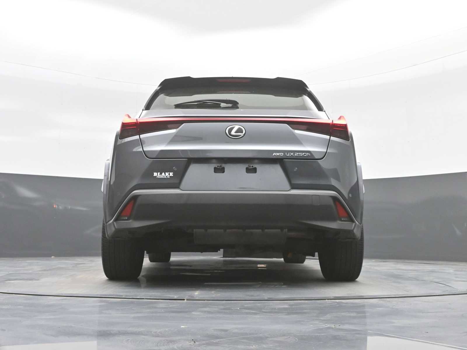 Used 2024 Lexus UX 250h AWD w/ Premium Package image 32