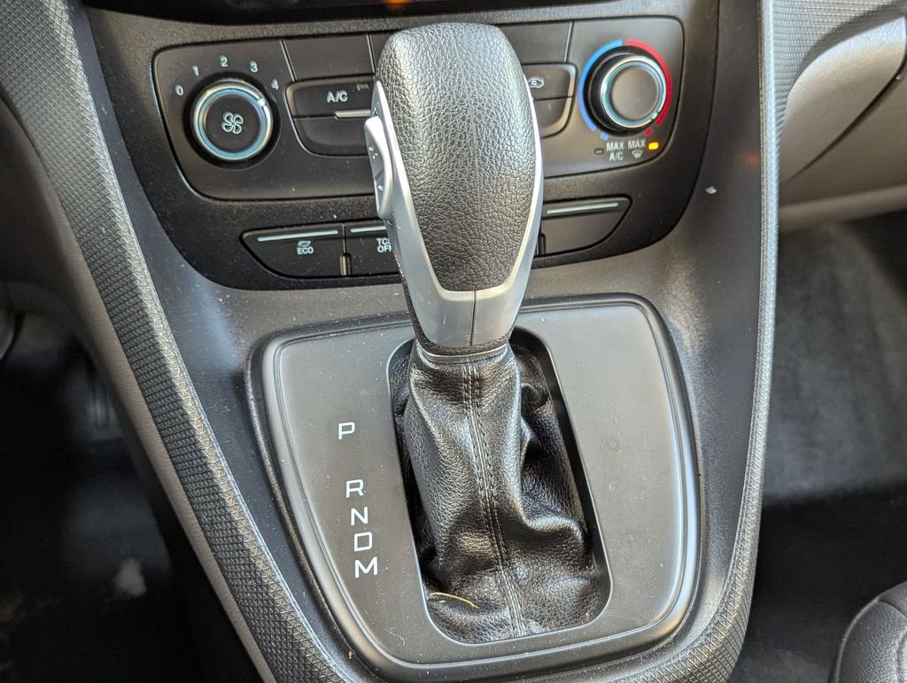 Used 2022 Ford Transit Connect XL image 19
