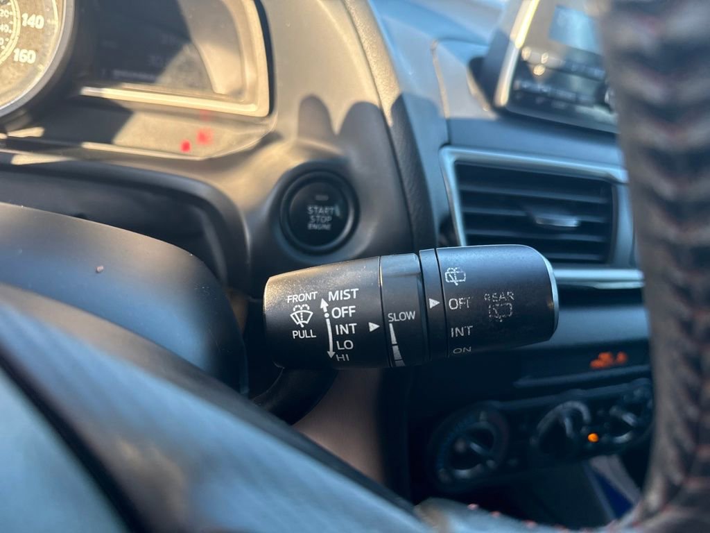 Used 2014 MAZDA MAZDA3 i Touring image 16