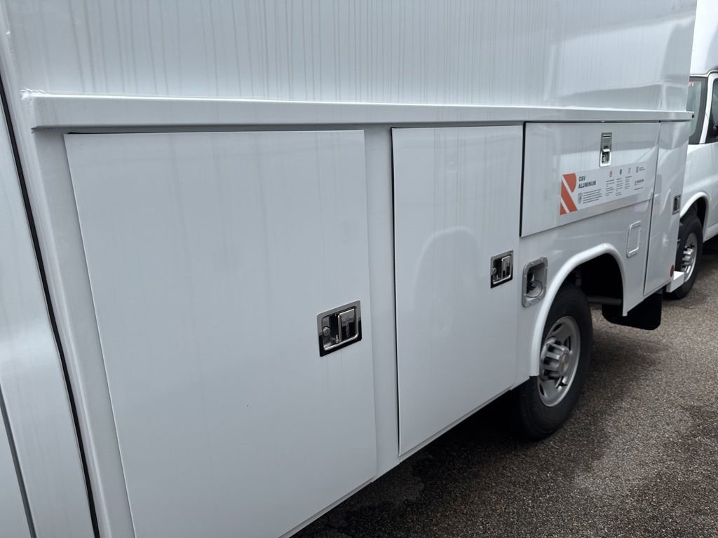 New 2025 Chevrolet Express 3500 w/ Power Convenience Package RWD image 8