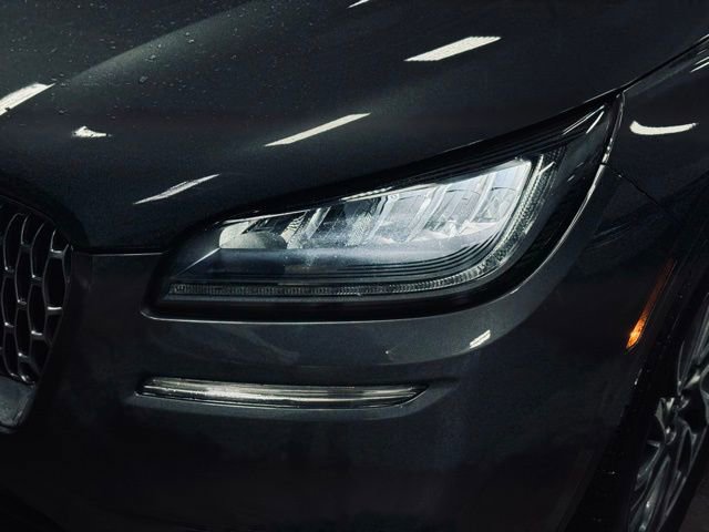 Used 2022 Lincoln Corsair AWD w/ Equipment Group 101A image 2