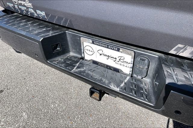 Used 2024 Nissan Titan SV w/ SV Convenience Package image 22