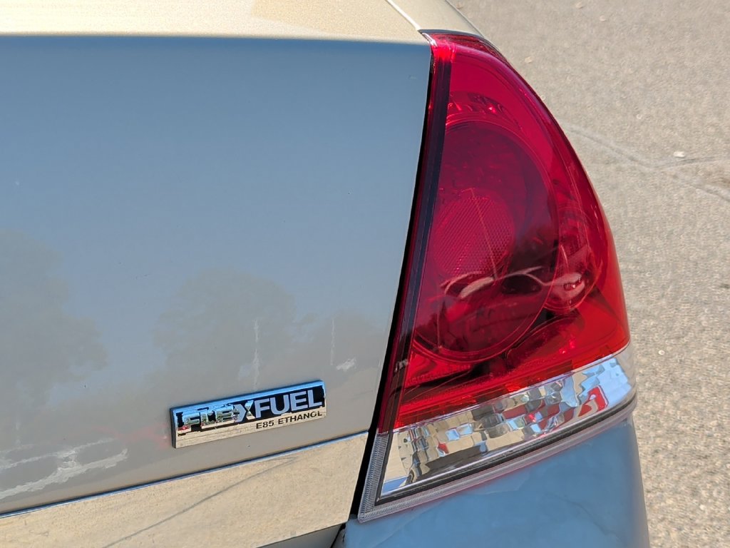 Used 2008 Chevrolet Impala LT FWD image 44