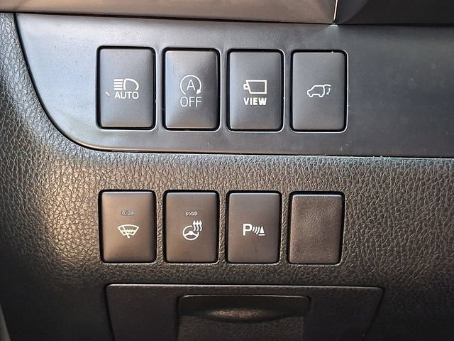 Used 2019 Toyota Highlander Limited Platinum AWD/4WD image 26