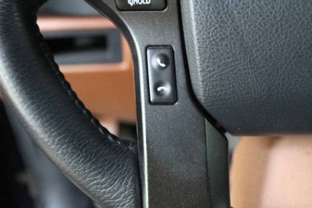 Used 2018 Toyota Sequoia Platinum AWD/4WD image 17