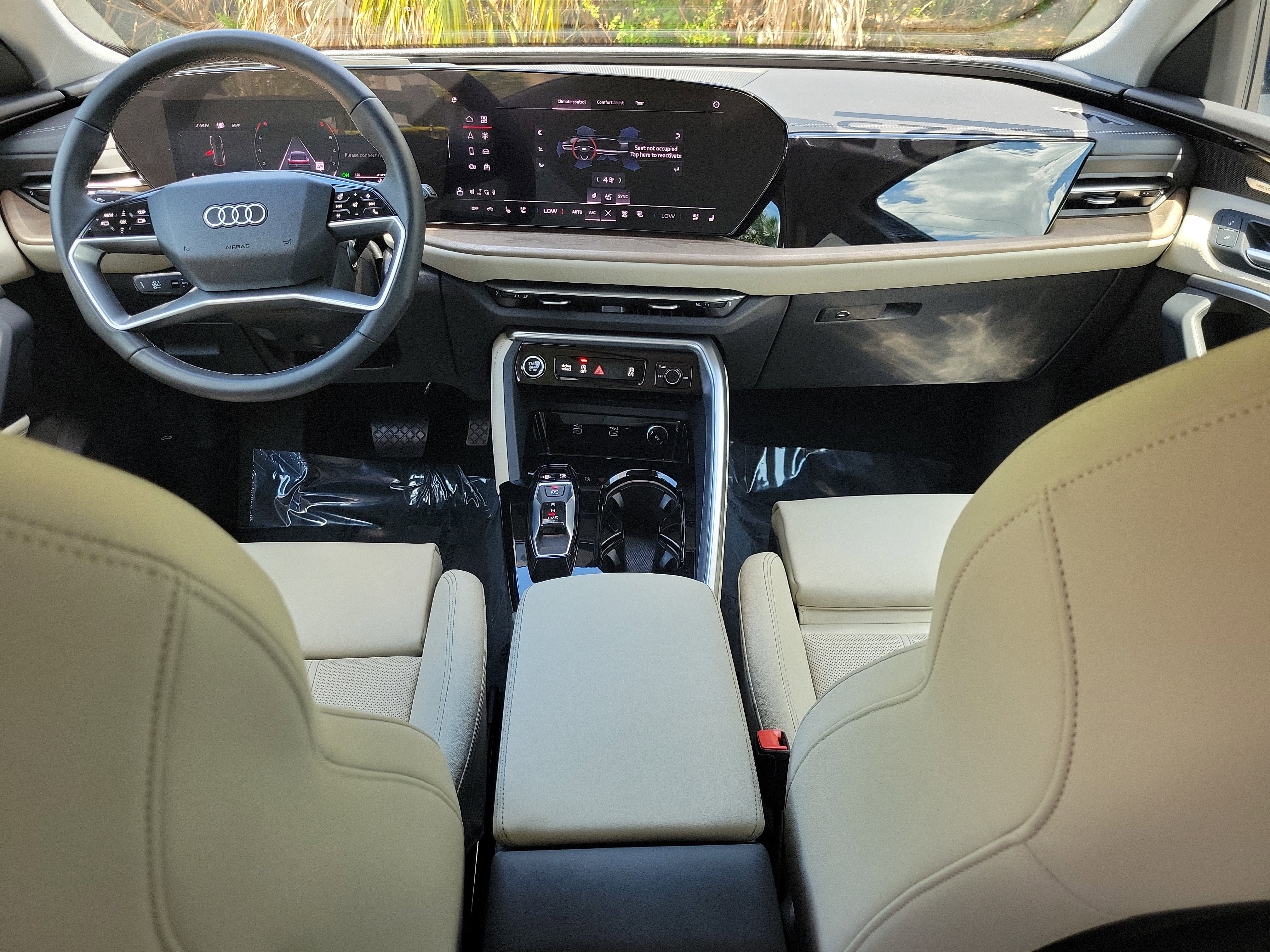 Used 2025 Audi Q5 Premium Plus w/ Premium Plus AWD/4WD image 12