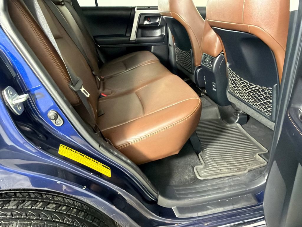 Used 2019 Toyota 4Runner Limited AWD/4WD image 17