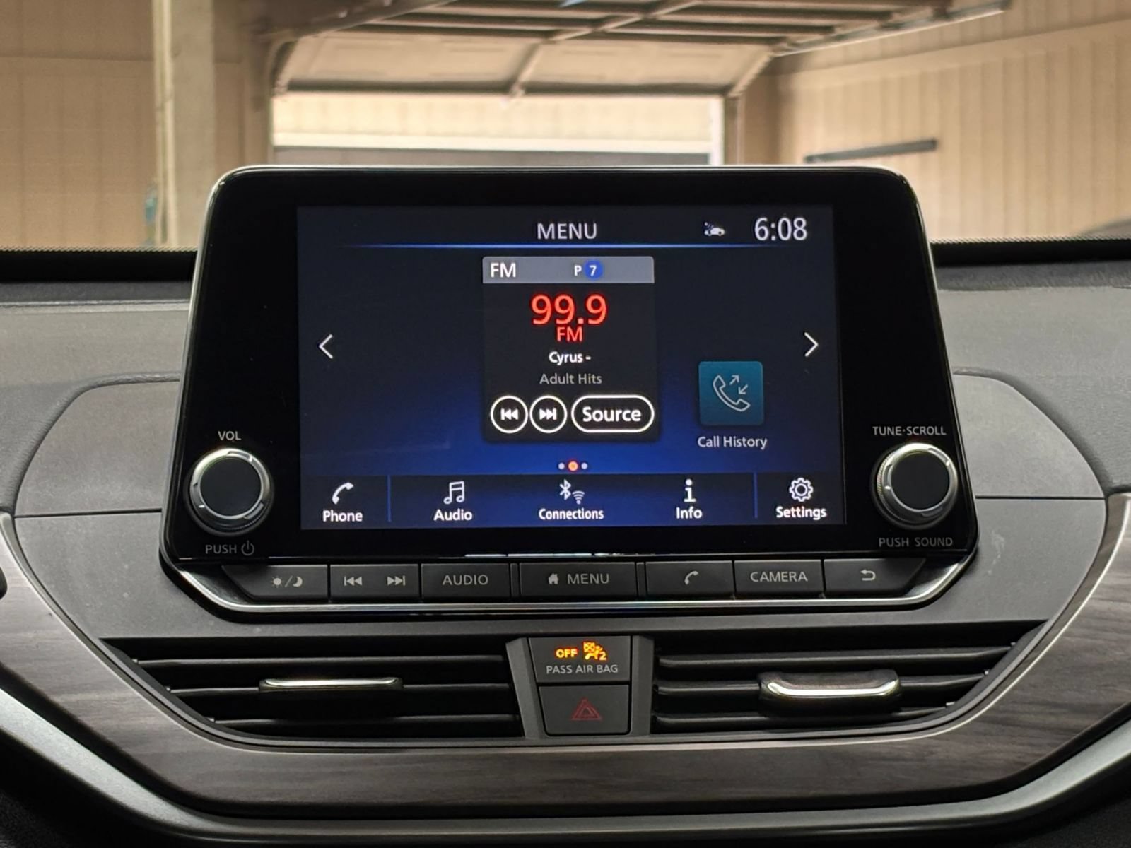 Used 2025 Nissan Altima 2.5 SV FWD image 20