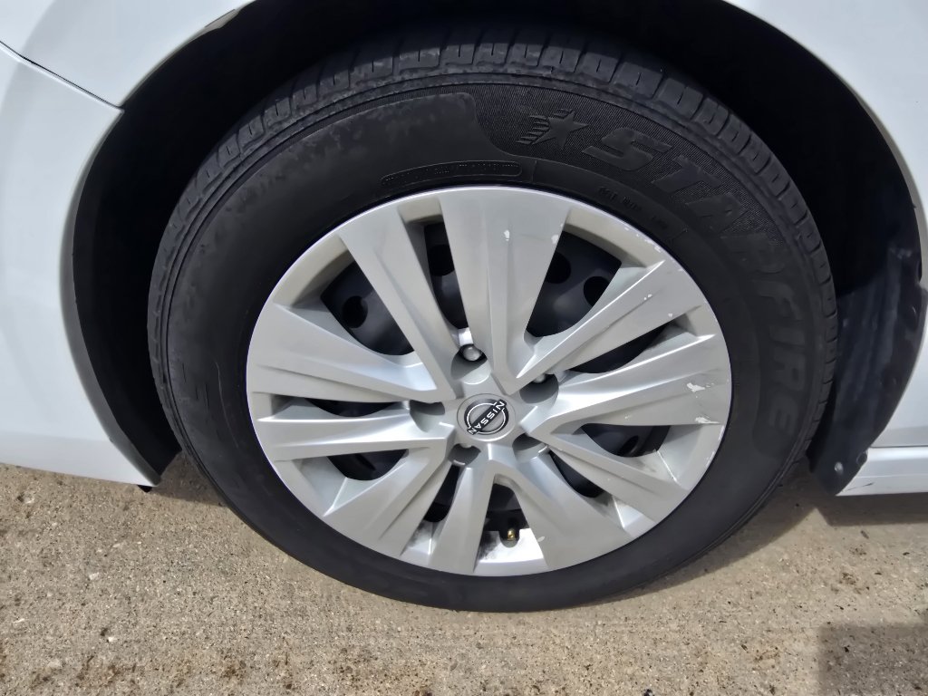 Used 2024 Nissan Sentra S FWD image 10