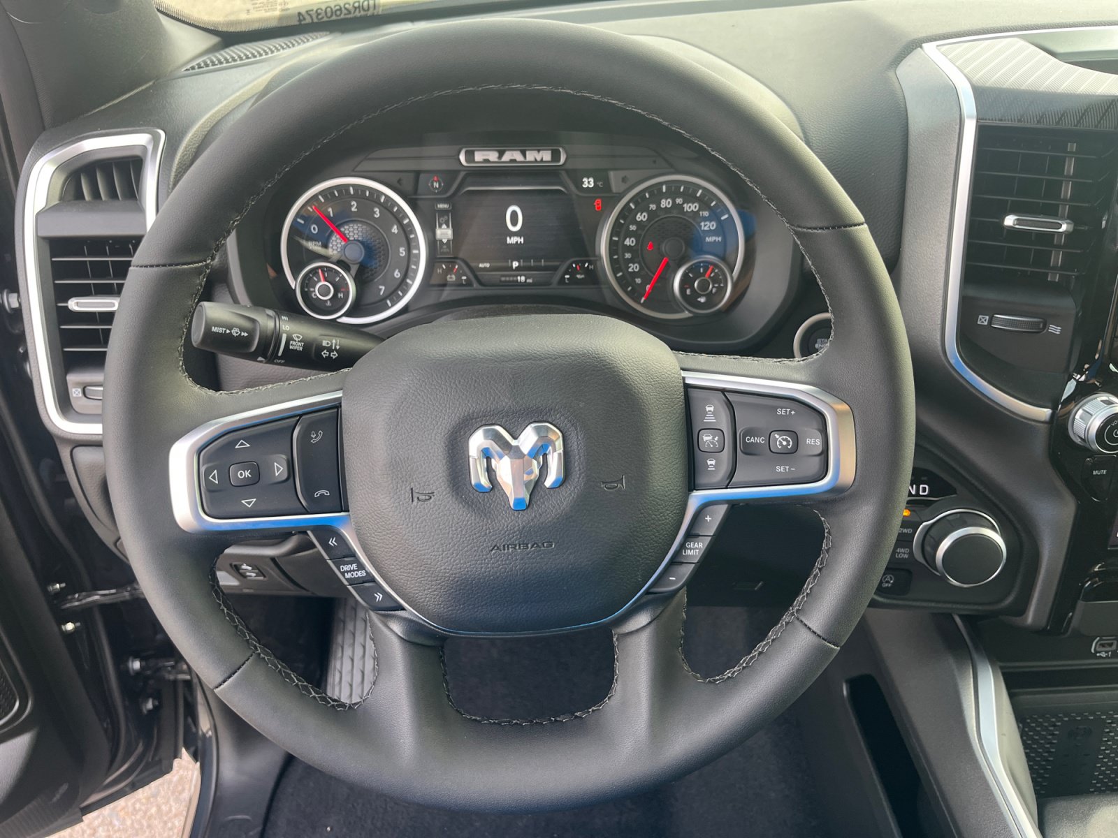 New 2026 RAM 1500 Big Horn AWD/4WD image 9