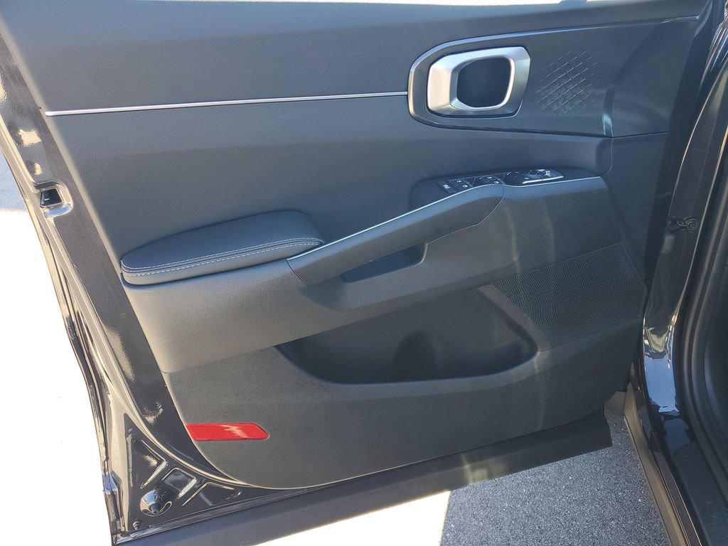 New 2026 Kia Sorento S w/ S Panoramic Sunroof Package FWD image 8
