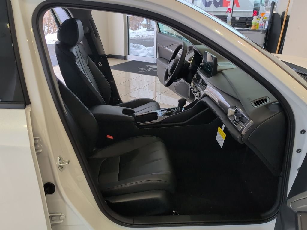 New 2026 Acura Integra image 16