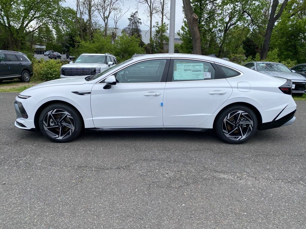 New 2026 Hyundai Sonata SEL FWD image 7