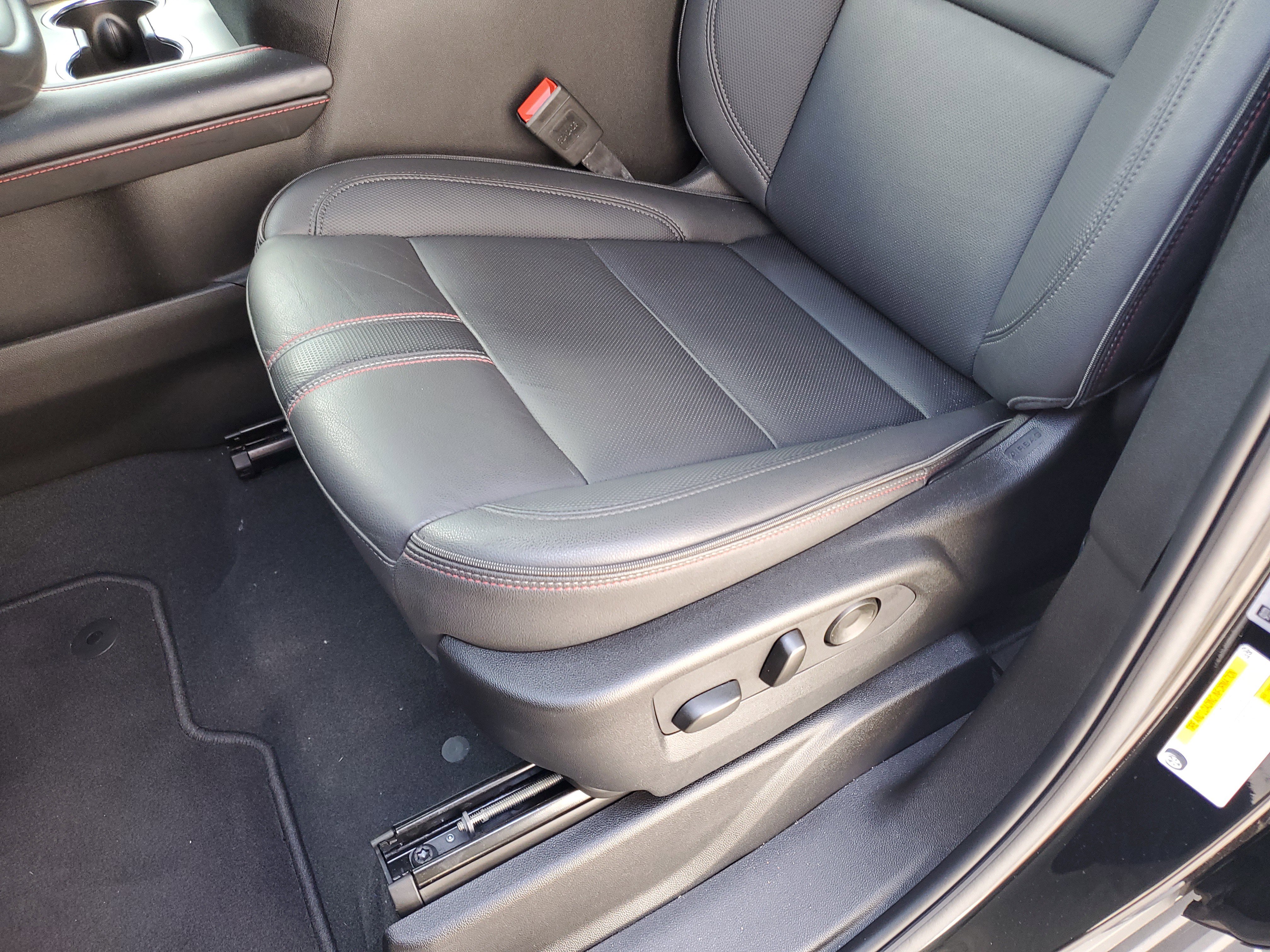 Used 2024 Chevrolet Tahoe RST RWD image 21