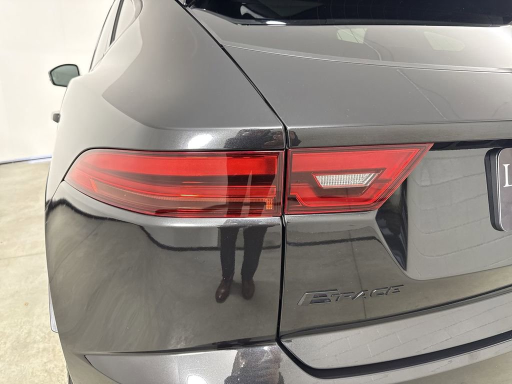 Used 2022 Jaguar E-PACE 300 Sport image 18