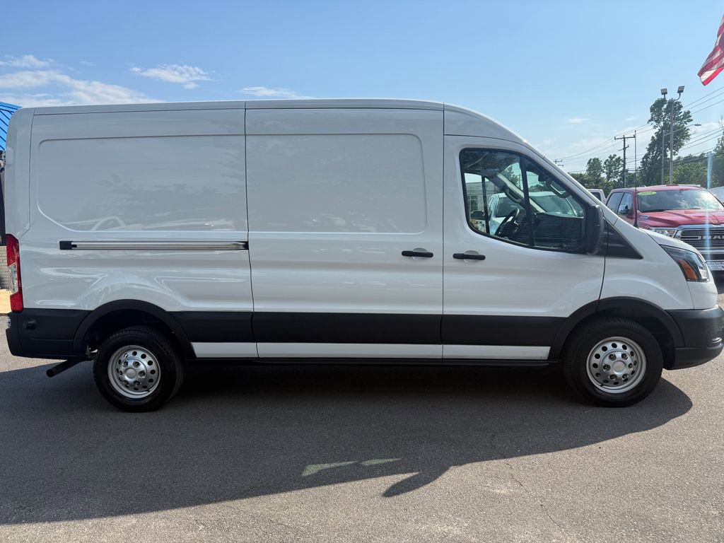 Used 2025 Ford Transit 250 148 Medium Roof Extended AWD w/ Load Area Protection Package image 11