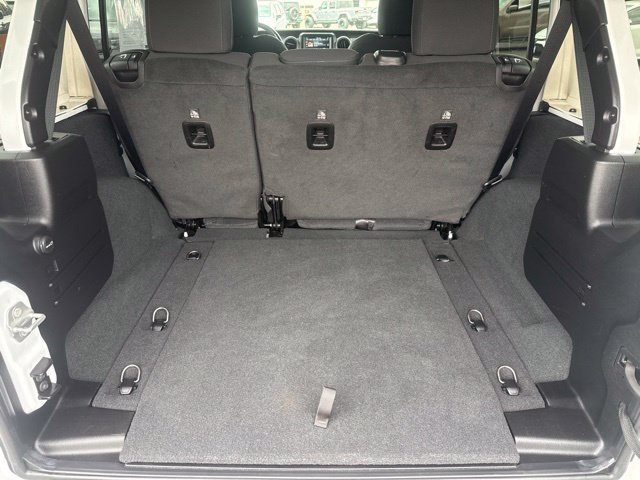 Certified 2022 Jeep Wrangler Unlimited Sport AWD/4WD image 26