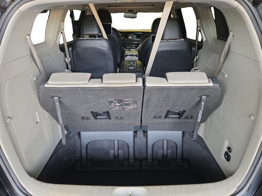 Used 2021 Kia Sedona SX FWD image 28