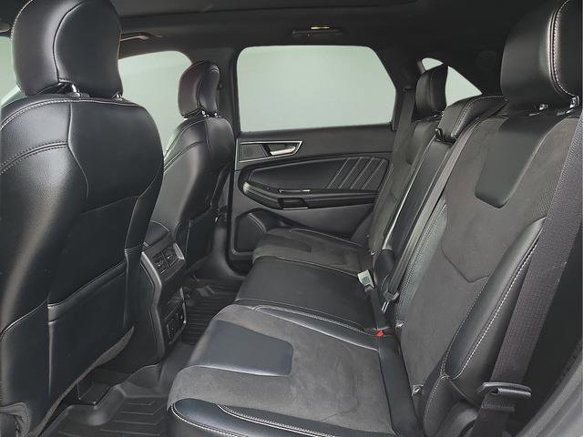 Used 2019 Ford Edge ST w/ Convenience Package image 16