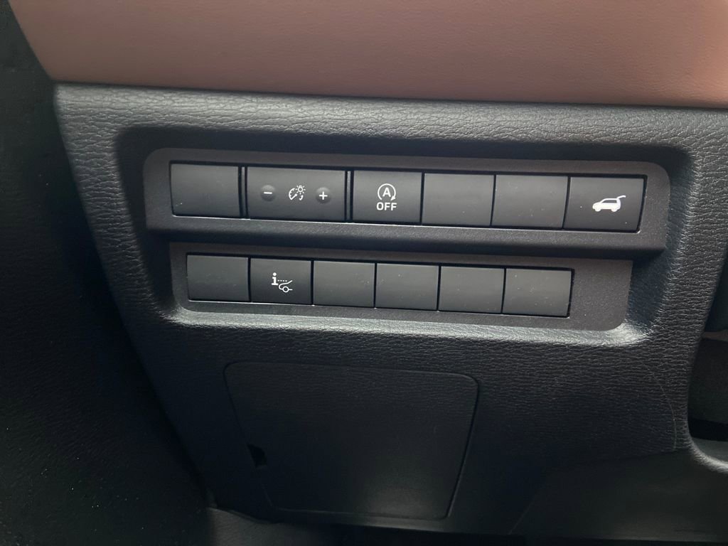 New 2026 Mitsubishi Outlander SEL image 34