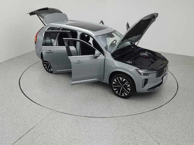 New 2026 Volvo XC90 B6 Plus w/ Protection Package Premier image 18