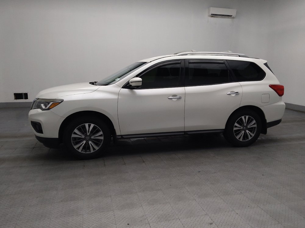 Used 2017 Nissan Pathfinder SL FWD image 2