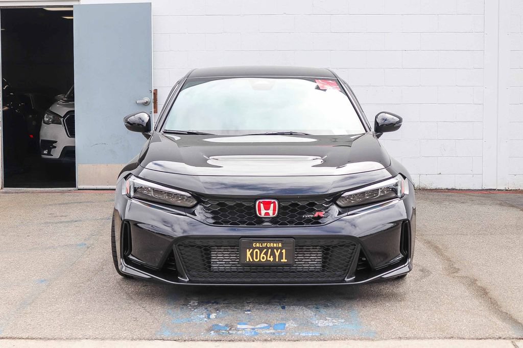 Used 2025 Honda Civic Type R image 2