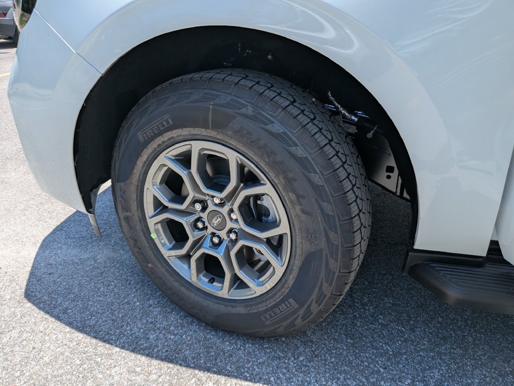 New 2027 Ford Expedition Active RWD image 32