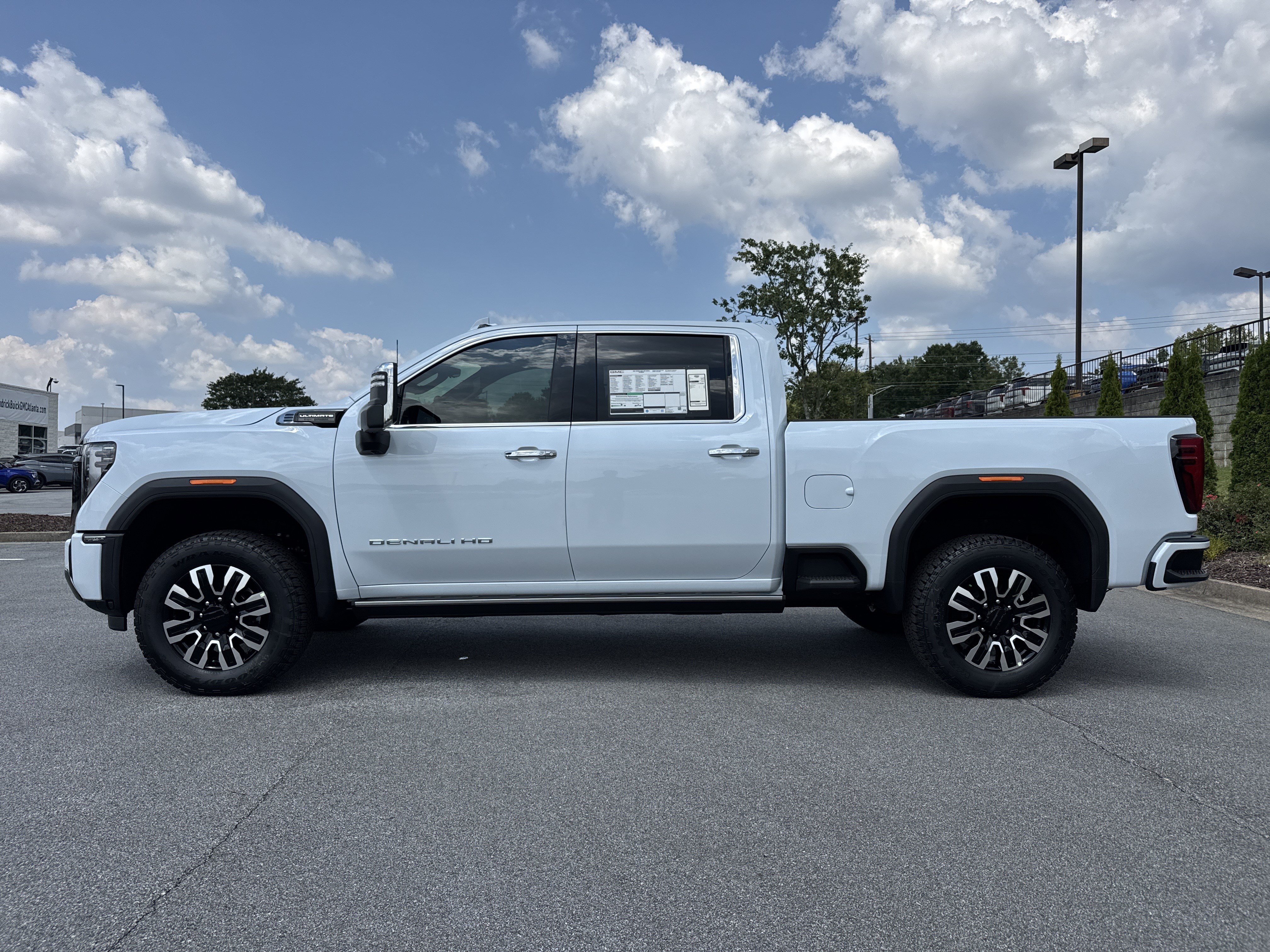 New 2026 GMC Sierra 2500 Denali Ultimate AWD/4WD image 7