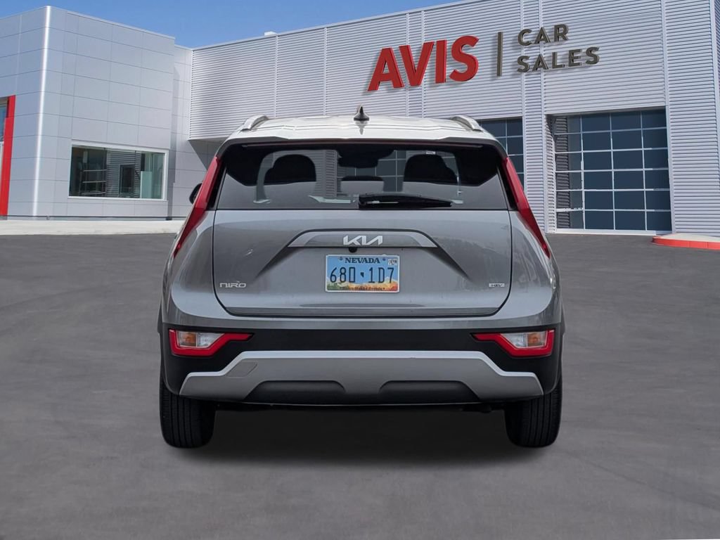 Used 2025 Kia Niro LX FWD image 7