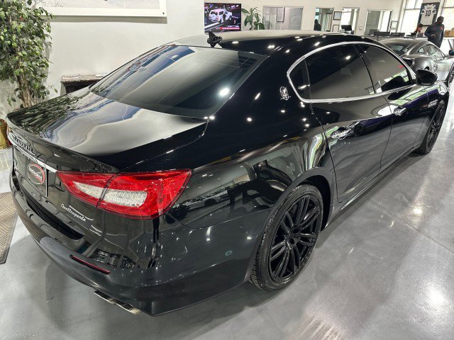 Used 2018 Maserati Quattroporte S Q4 AWD/4WD image 2
