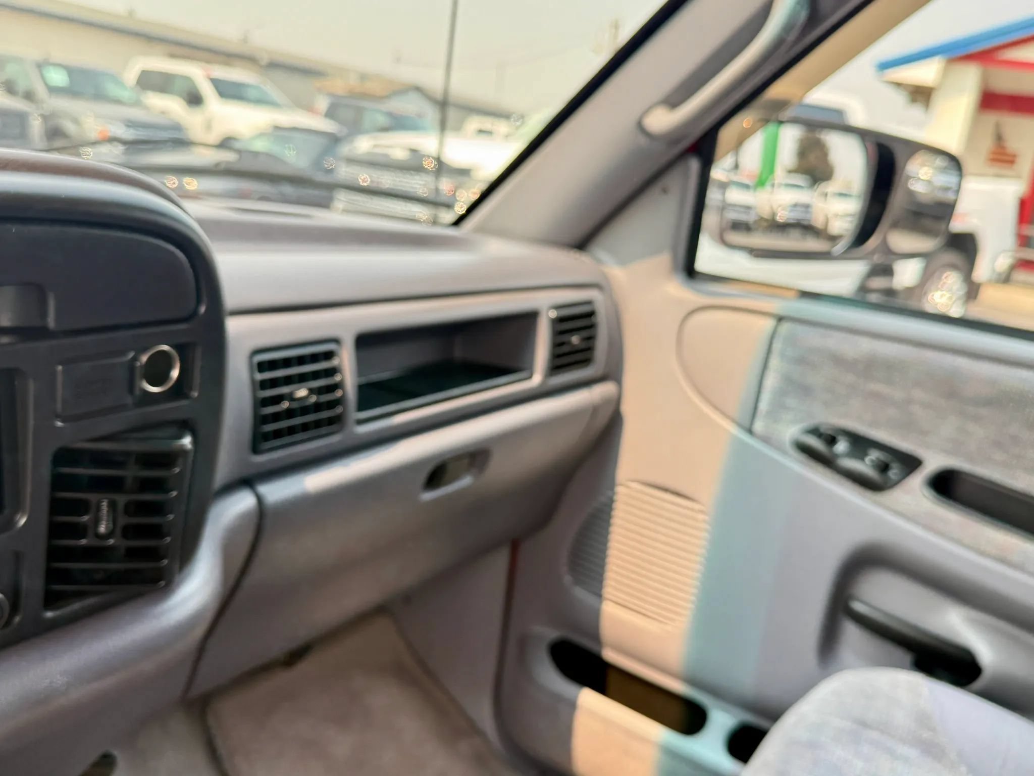 Used 1997 Dodge Ram 2500 Truck 4x4 Club Cab image 13